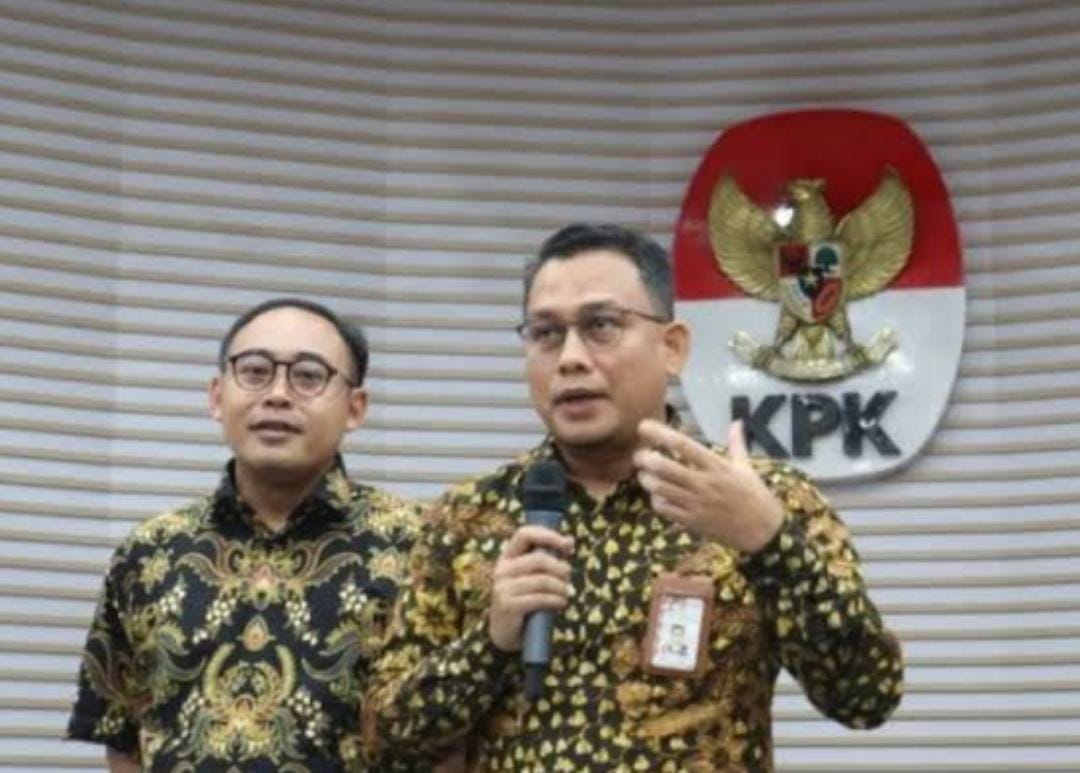Jurubicara KPK Ali Fikri saat menjelaskan penggeledahan tim penyidik KPK di rumah dinas Menteri Pertanian Syahrul Yasin Limpo.