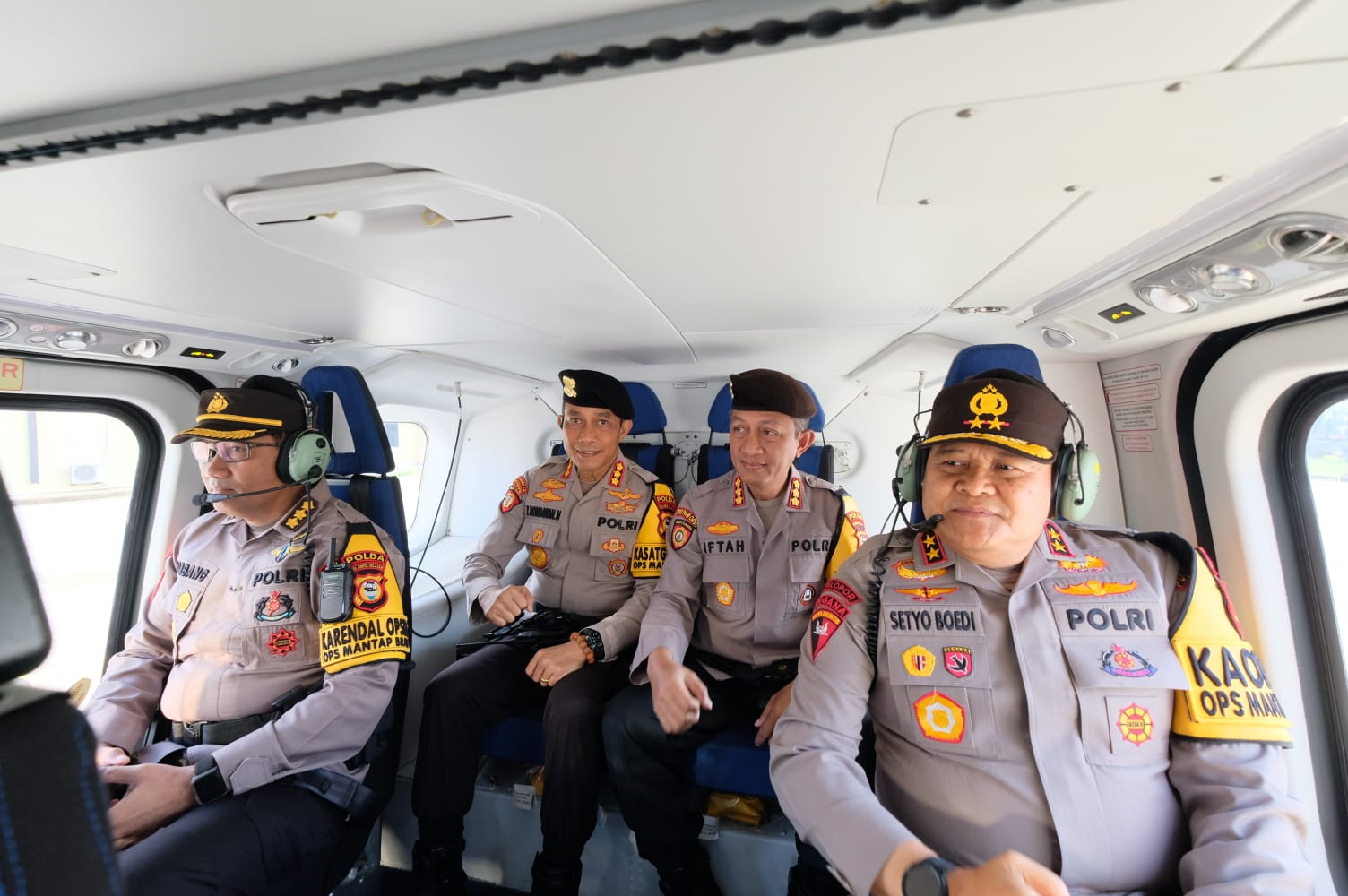Kapolda Sulsel Pantau Pengamanan Giat Jalan Santai Cawapres Gibran LEWAT UDARA