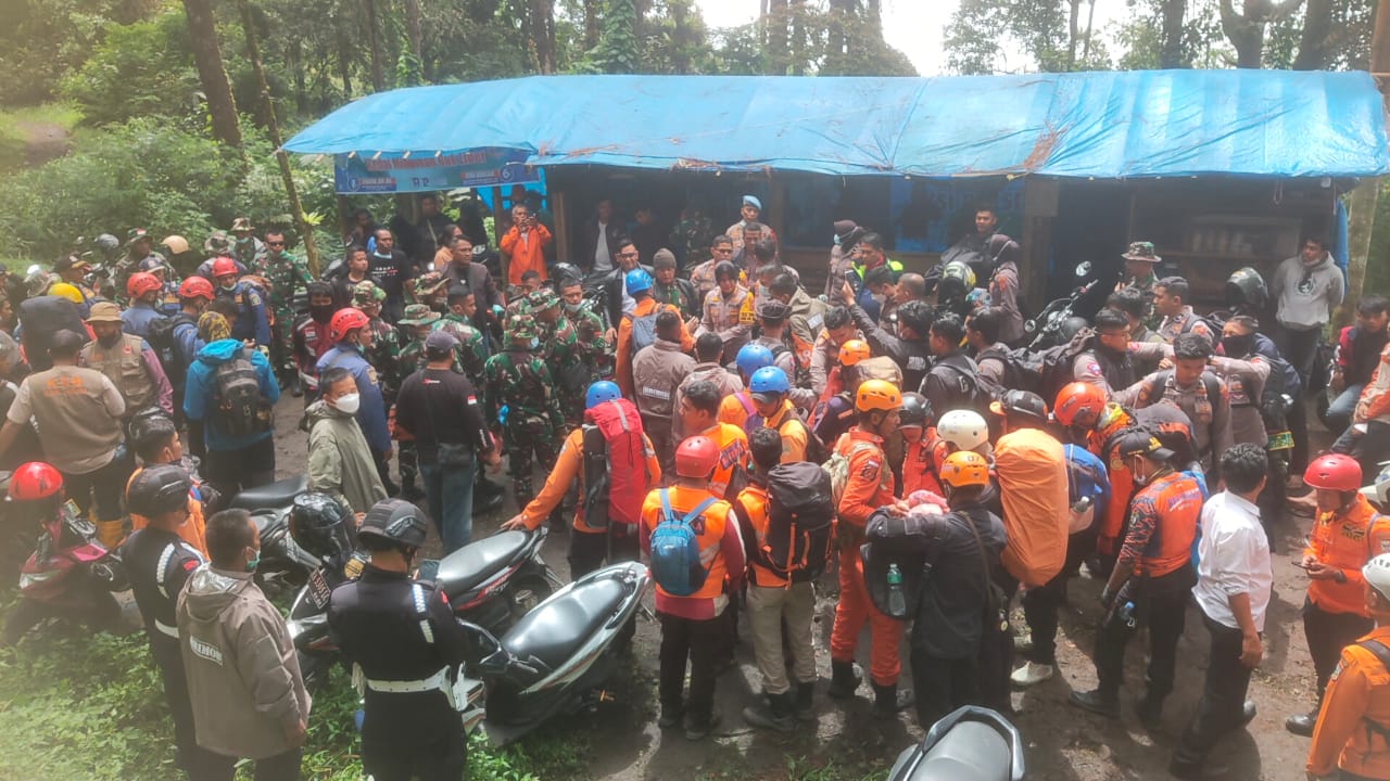 Kodam I/BB Turunkan Tim Evakuasi Gabungan Cari Korban Erupsi Gunung Marapi