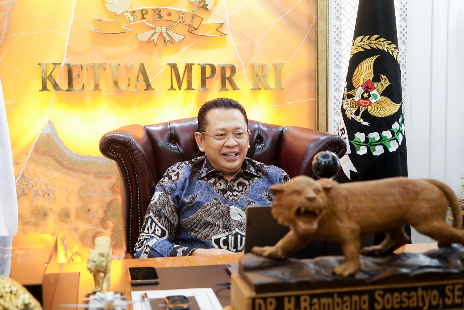 Uji Disertasi Mahasiswa Doktor UNPAD, Bamsoet Tegaskan Pentingnya Indonesia Miliki Undang-Undang Artificial Intelligence