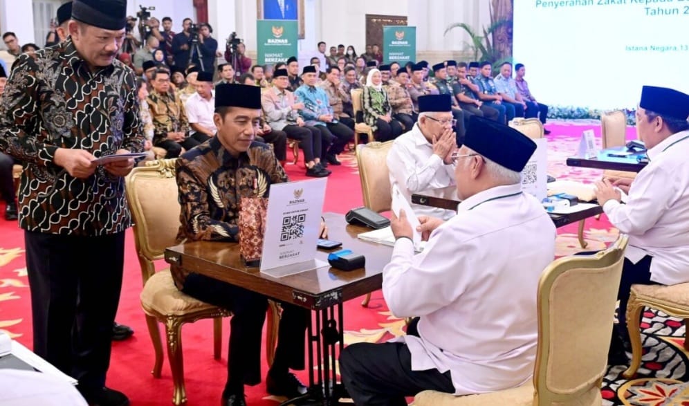 Serahkan Zakat Presiden Jokowi dan Wapres Ma’ruf Amin melalui Baznas