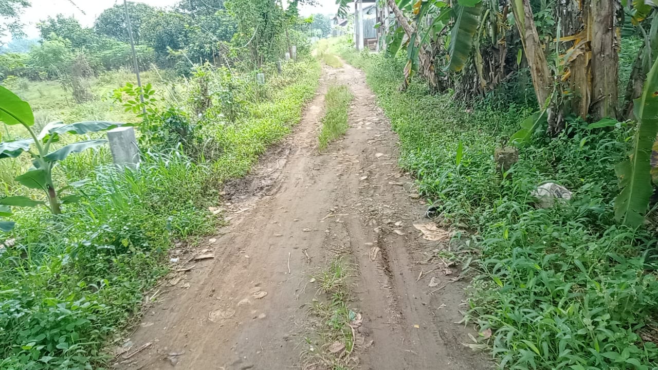Akses Jalan Menuju Gereja di Pancur Batu Luput Perhatian Pemerintah