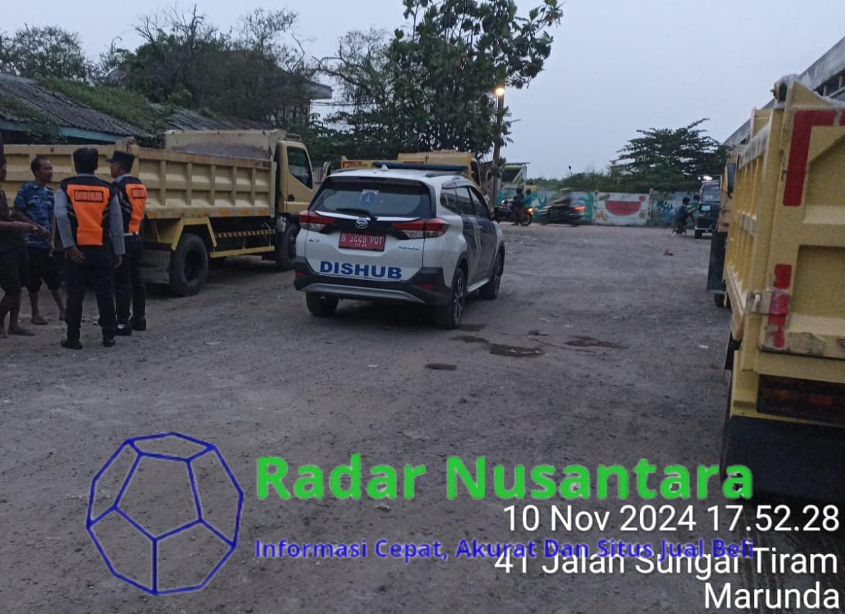 Dishub Kecamatan Cilincing, Tertibkan Parkiran liar di Jalan sungai tiram bawah tol Cilincing Cibitung