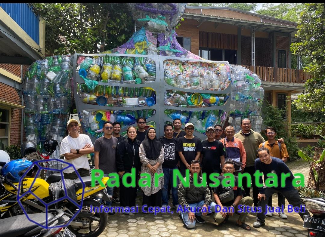 Stikosa AWS dan Ecoton Foundation Adakan Work Shop Komunikasi Lingkungan