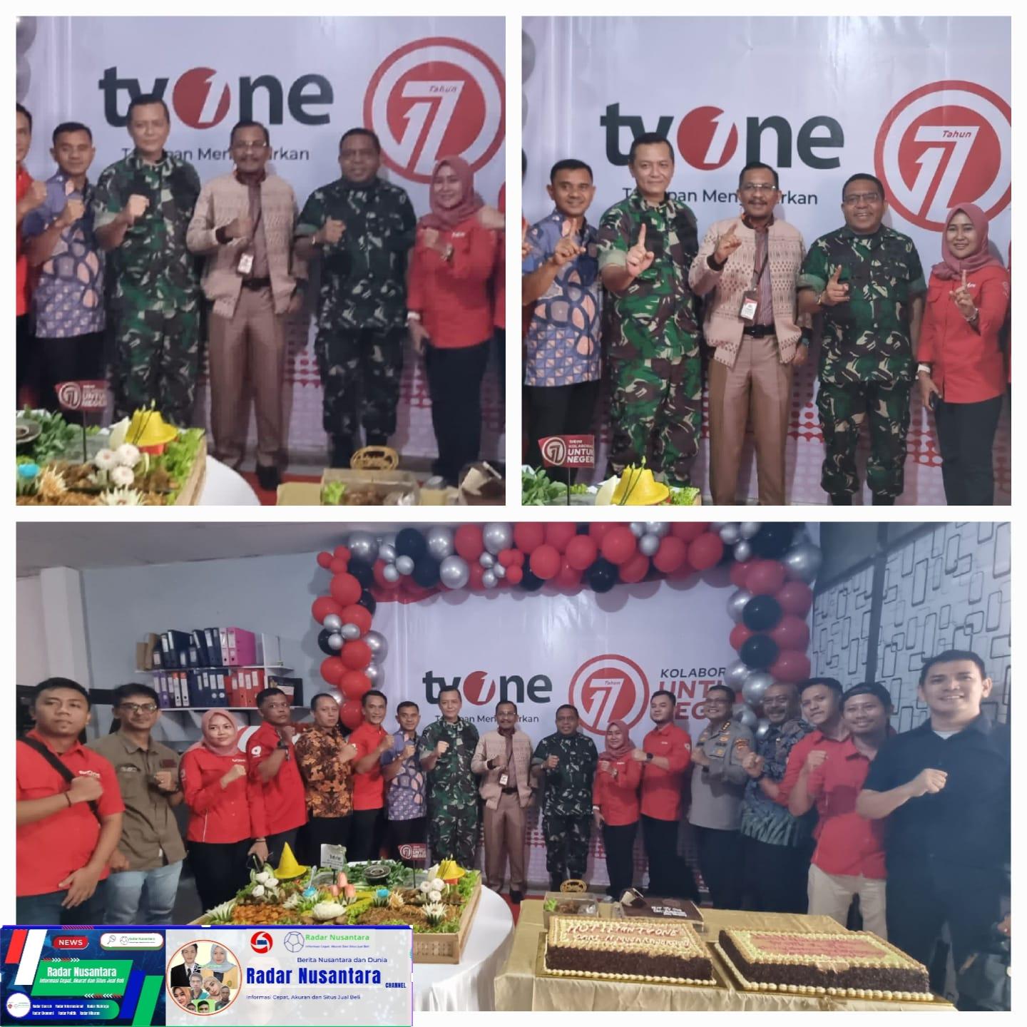 FOTO : Kepala Dinas Komunikasi dan Informatika (Kominfo) Sumatera Utara (Sumut) Ilyas Sitorus mewakili Penjabat (Pj) Gubernur Sumut Agus Fatoni pada acara syukuran yang digelar di Kantor Biro Medan, Jalan Abdul Wahab Rokan, Medan, Jumat (14/2/2025).