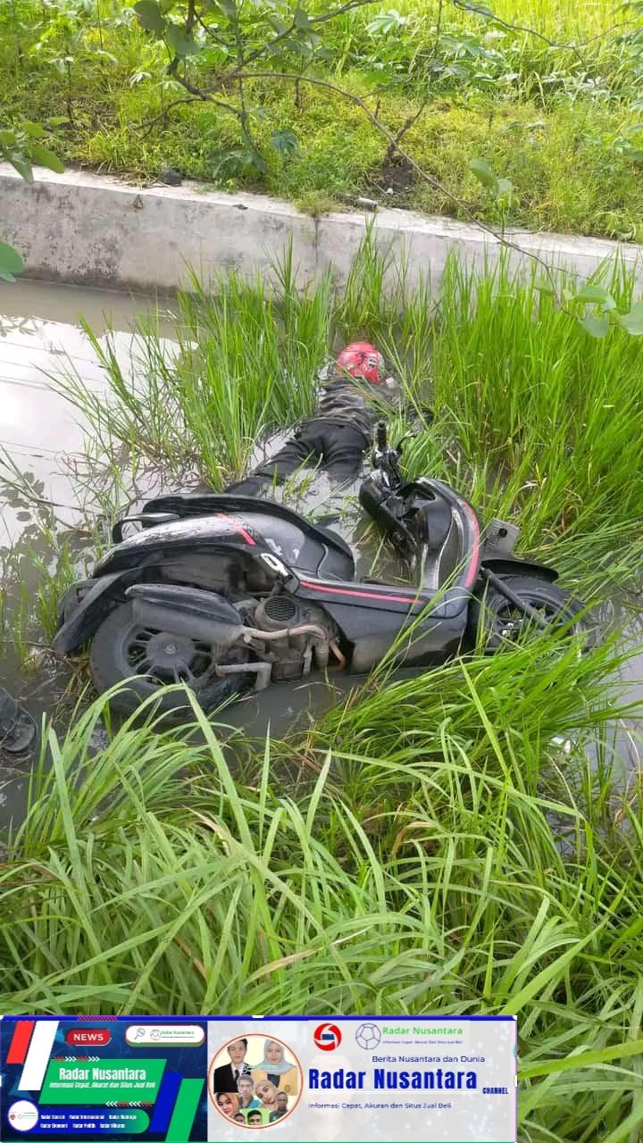 Diduga Mengantuk Pengendara Sepeda Motor Terjerumus ke Sungai