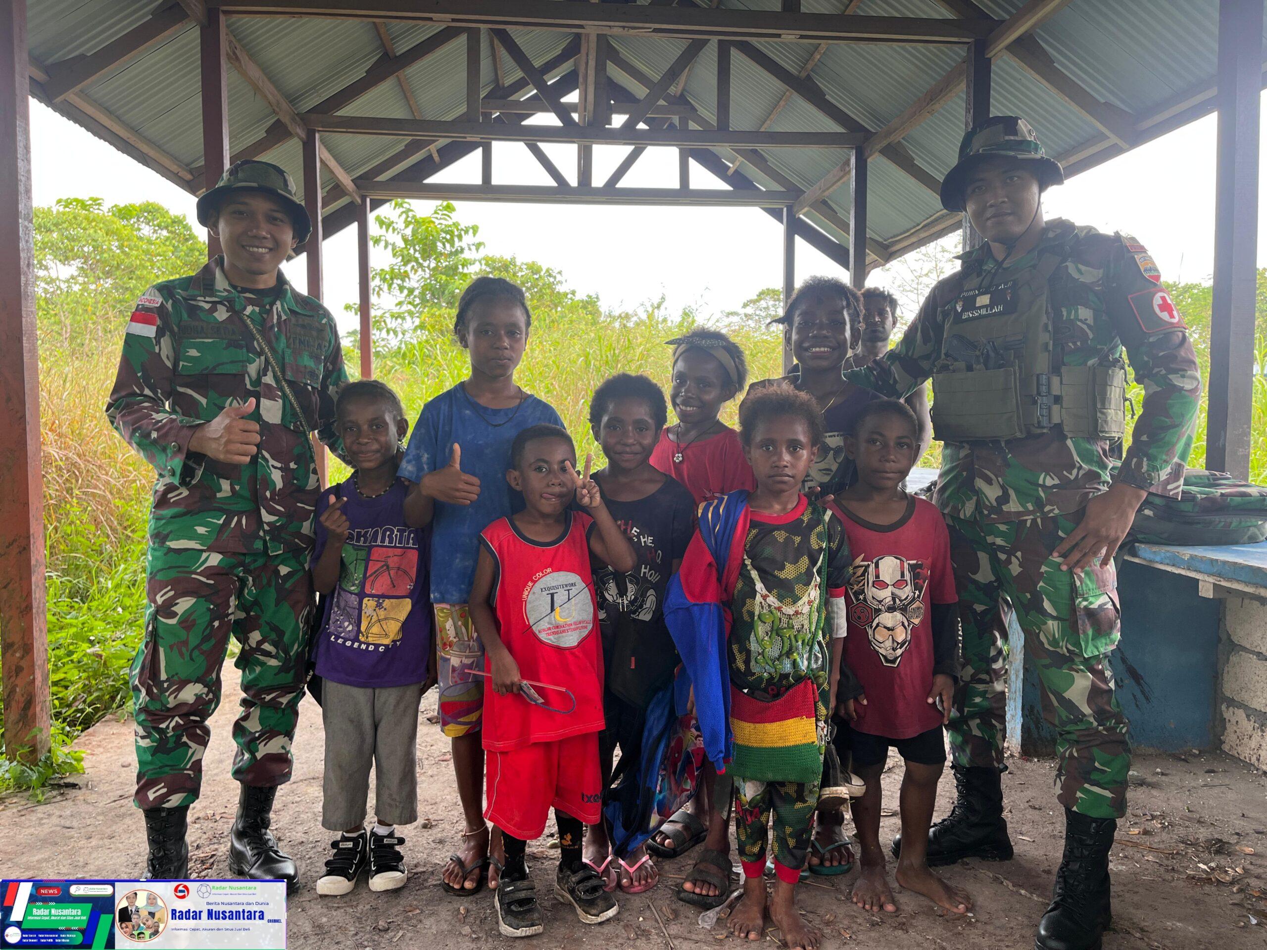 Bantu Kesulitan Masyarakat, Satgas Yonif 131/BRS Berikan Pelayanan Kesehatan di Kampung Mosso Papua