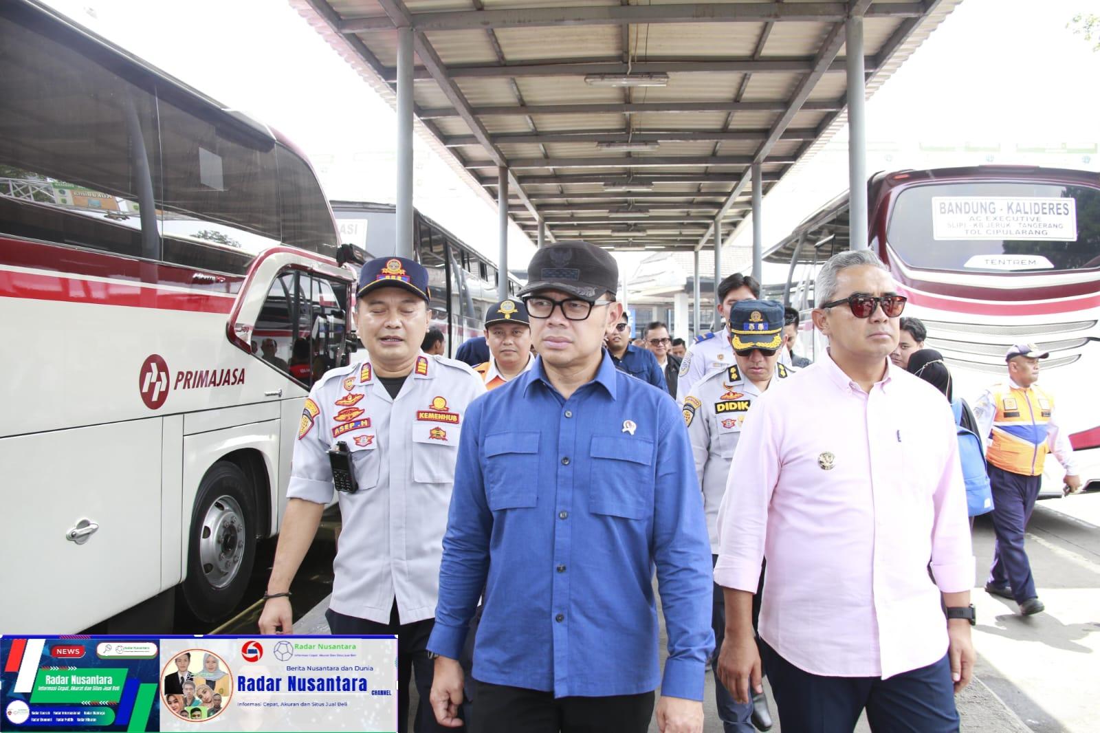 Jelang Mudik Lebaran, Wamendagri Bima Cek Kelayakan Armada Bus di Terminal Leuwipanjang