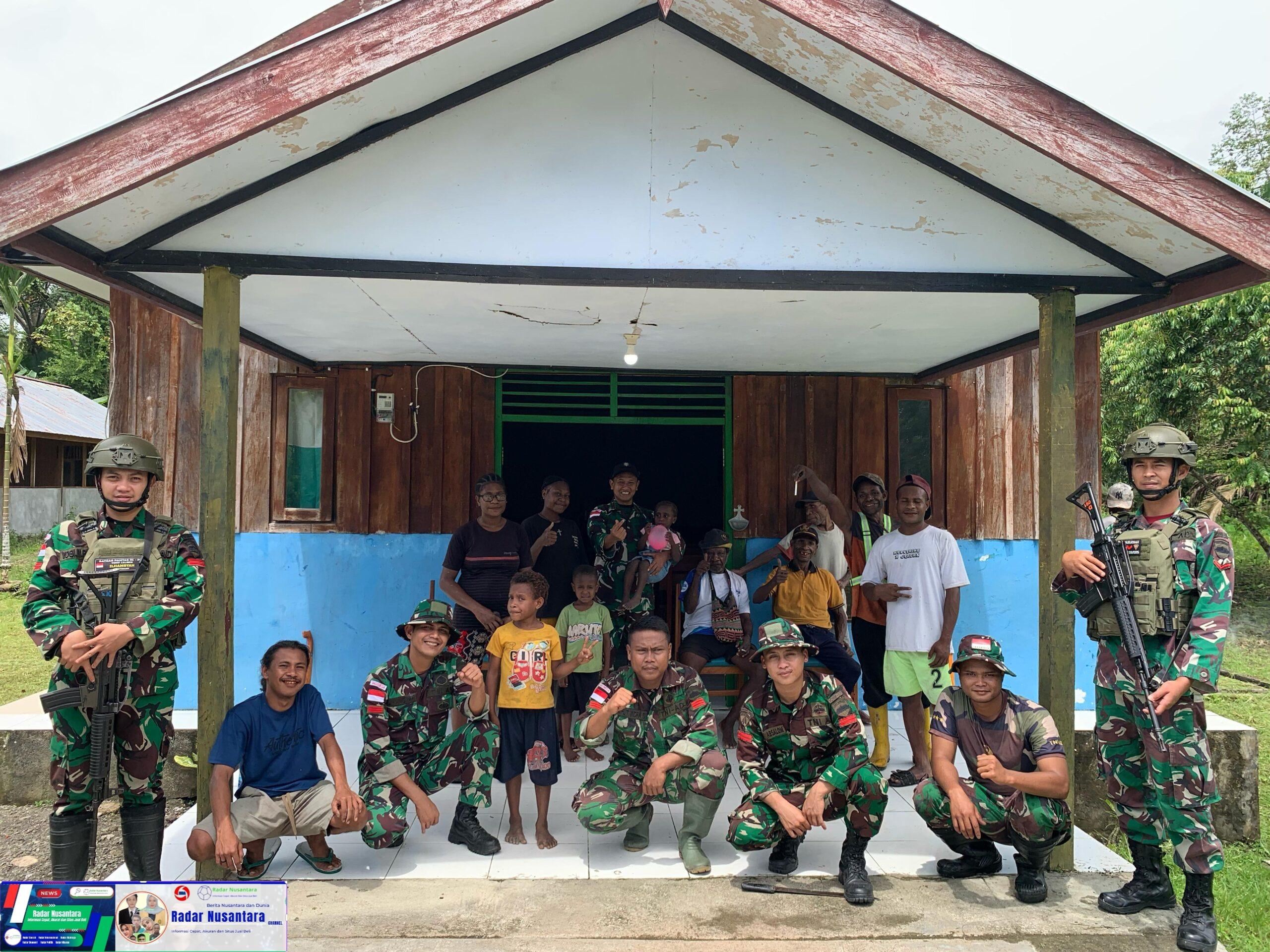 Satgas Yonif 131/BRS dan Warga Kampung Ampas Gotong Royong Bersihkan Halaman Gereja Demi Kenyamanan Beribadah